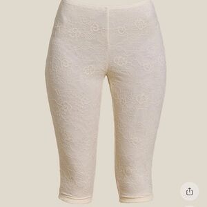 Mars the label capri bottoms only